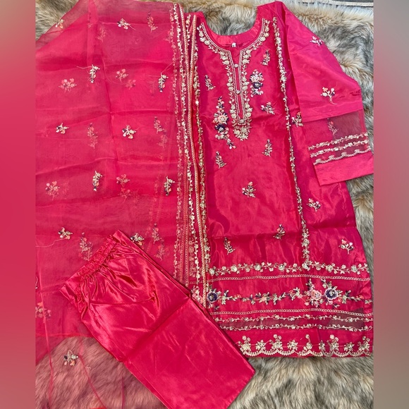 Eid dress - Picture 3 of 7